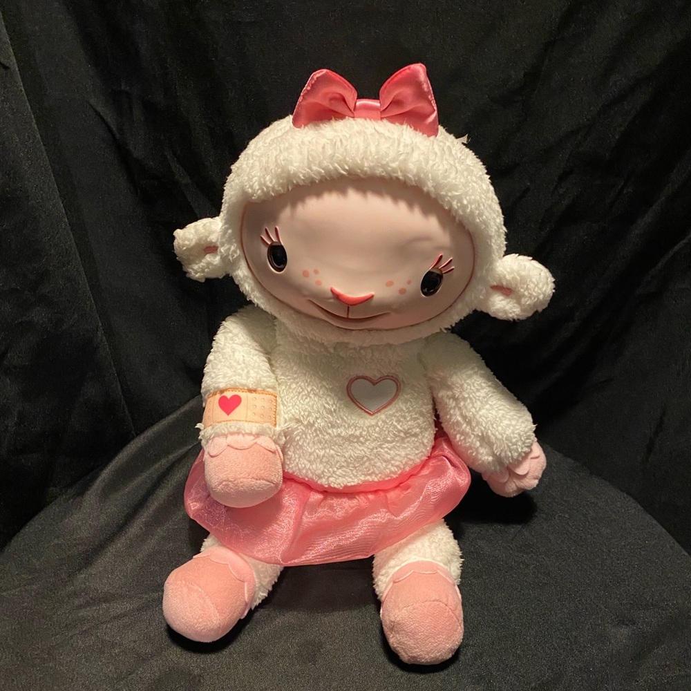 Talking Lambie Doc McStuffin